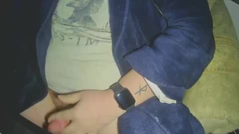 Snapshot of sexzilla15 chatting on January 23, 3:11 pm no face online show from January 23, 3:11 pm