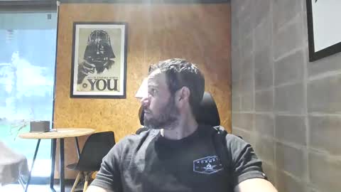 Snapshot of shad0w_hunter chatting on March 10, 11:55 am shad0w_hunter online show from March 10, 11:55 am