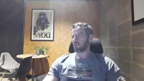Snapshot of shad0w_hunter chatting on December 19, 11:57 pm shad0w_hunter online show from December 19, 11:57 pm