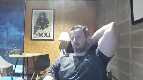 Snapshot of shad0w_hunter chatting on March 10, 10:02 pm shad0w_hunter online show from March 10, 10:02 pm