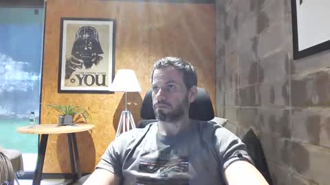 Snapshot of shad0w_hunter chatting on December 13, 8:04 pm shad0w_hunter online show from December 13, 8:04 pm