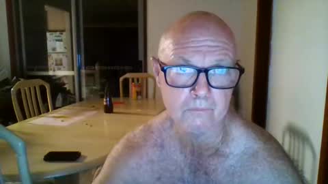 shaneo781570 online show from April 13, 5:24 pm