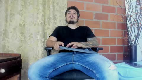 jhon deibyd online show from April 22, 7:03 am