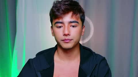 Shawn online show from April 4, 11:29 am