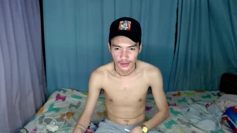 eryx online show from April 16, 7:03 pm