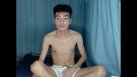 eryx online show from March 23, 7:53 pm