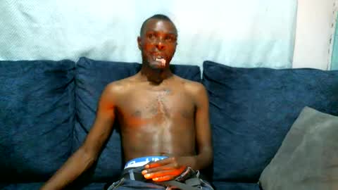 Snapshot of shikwekwe chatting on October 1, 8:46 pm Collorewamadeals online show from October 1, 8:46 pm