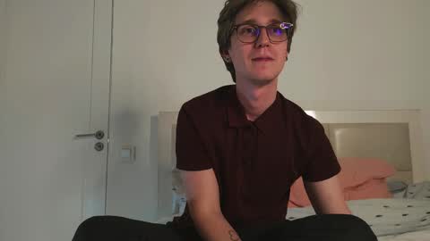 Matthew online show from May 30, 8:42 pm