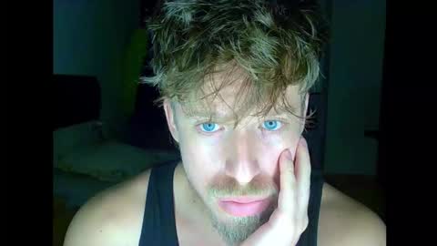 Cick Goreskin online show from November 4, 2:34 am