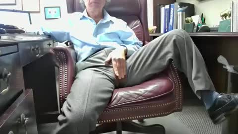 nikolas send dm for an appointment online show from November 18, 2:54 pm