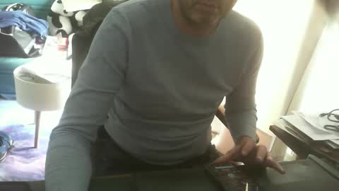 shyfrenchcock online show from March 15, 11:07 am