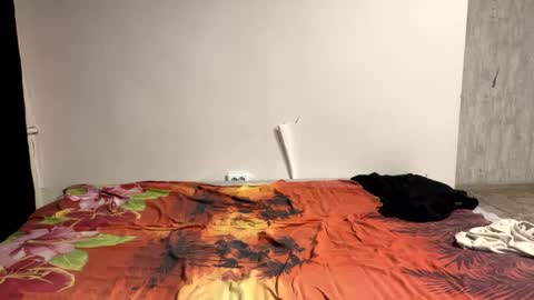 Tom and Betty online show from December 19, 11:29 am