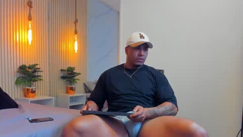 simeone_panda online show from December 13, 12:39 pm