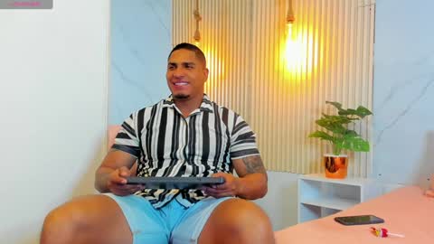 simeone_panda online show from January 25, 12:05 pm