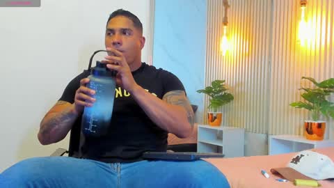 simeone_panda online show from January 7, 12:05 pm