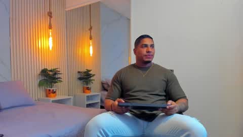 simeone_panda online show from December 14, 12:01 pm