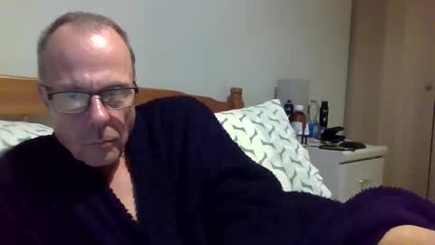 simon56691 online show from September 18, 6:32 pm