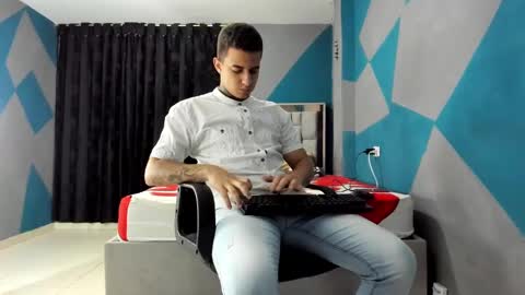 SIMON KELER online show from December 21, 3:25 am