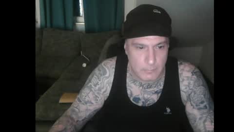 sinalco1975 online show from April 18, 1:29 am