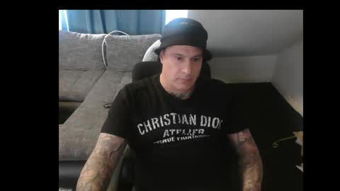 sinalco1975 online show from March 31, 3:03 pm