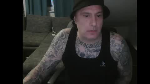 sinalco1975 online show from April 13, 12:33 am