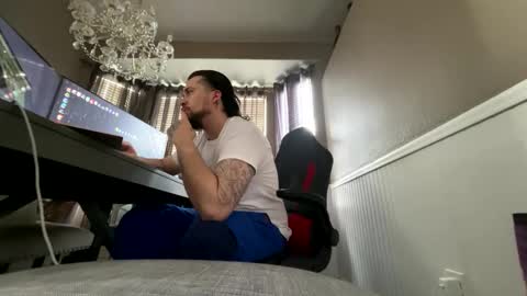 YungNSingleDaddy online show from February 12, 9:11 pm