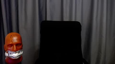 Sir Damien online show from November 2, 9:08 pm