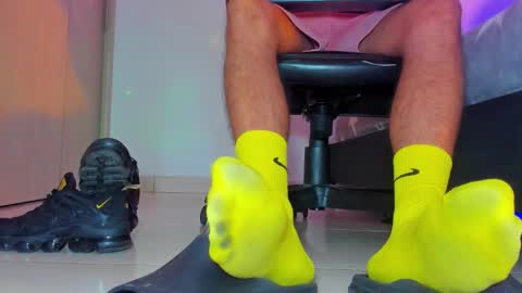 only foot                         worshipers here online show from March 25, 6:06 am