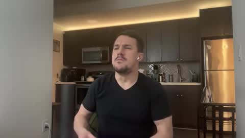 sirbubblesworth online show from April 3, 5:59 am