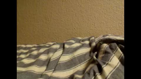 Snapshot of sircamalot45 chatting on February 10, 10:40 pm sircamalot45 online show from February 10, 10:40 pm