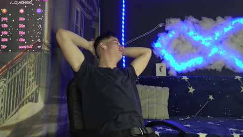 SirReedy online show from December 1, 5:43 am