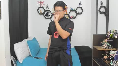 Siul Thompson online show from April 8, 10:51 pm