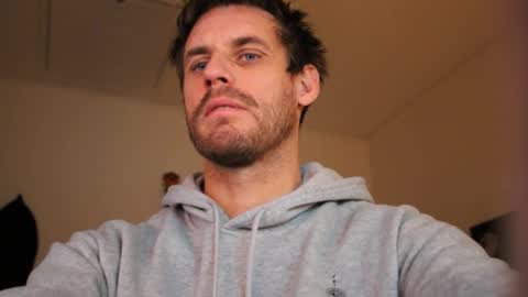 skatejocke online show from November 3, 6:32 pm