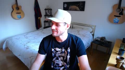 skatejocke online show from November 17, 11:13 am