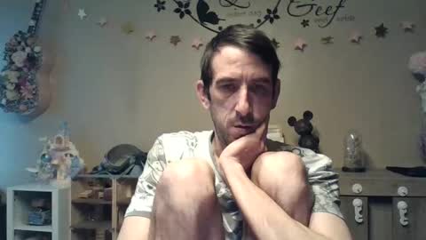 SkinnyBigCock2 online show from March 8, 7:45 am