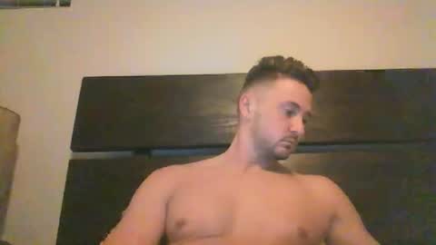 skinnyguylongdick1 online show from November 4, 4:13 am