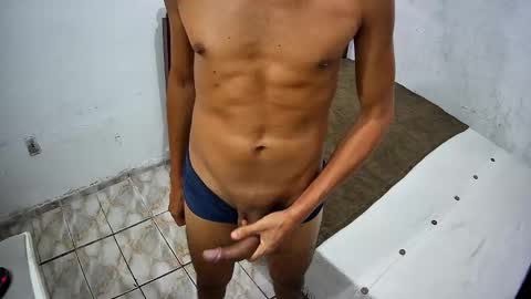 Skinny Latin Man online show from March 9, 3:11 am