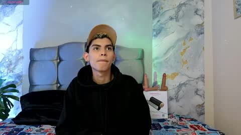 Daniel online show from April 14, 8:08 pm