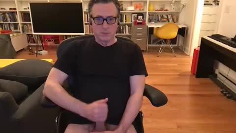 Skyline3371 online show from February 20, 5:04 am