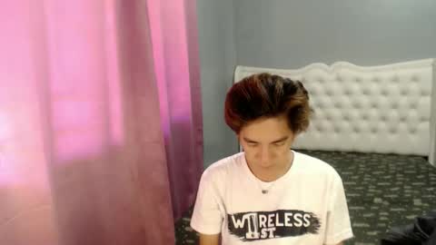 skyler online show from April 6, 4:46 am