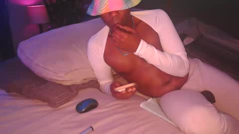 skyonetoo3 online show from November 18, 2:37 am