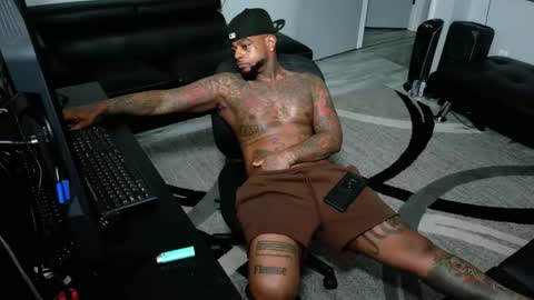 nasty twitter KASHCARTERATL online show from March 1, 7:41 am