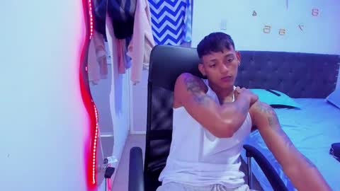 slim_master12 online show from January 27, 10:49 pm