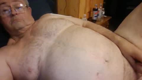 slippery_duck online show from February 24, 1:28 am