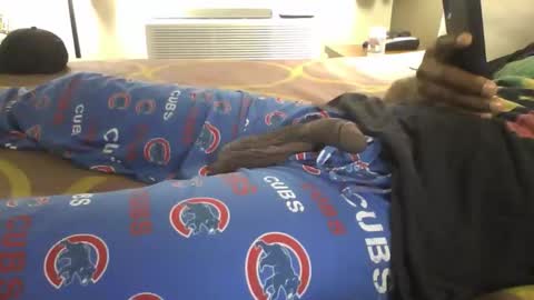 slipperyballs900 online show from April 4, 6:49 pm