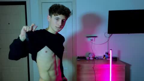 sluttsavage online show from March 24, 8:52 am