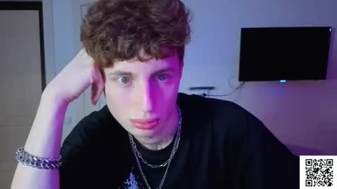 sluttsavage online show from March 25, 9:02 am