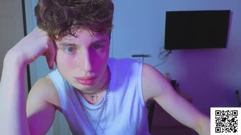 sluttsavage online show from April 11, 1:35 am