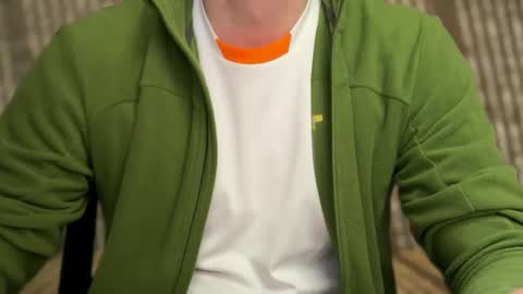 Snapshot of slvbcn75 chatting on December 6, 12:27 pm slvbcn75 online show from December 6, 12:27 pm