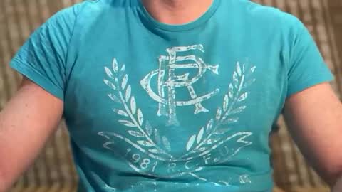 Snapshot of slvbcn75 chatting on February 9, 10:32 pm slvbcn75 online show from February 9, 10:32 pm